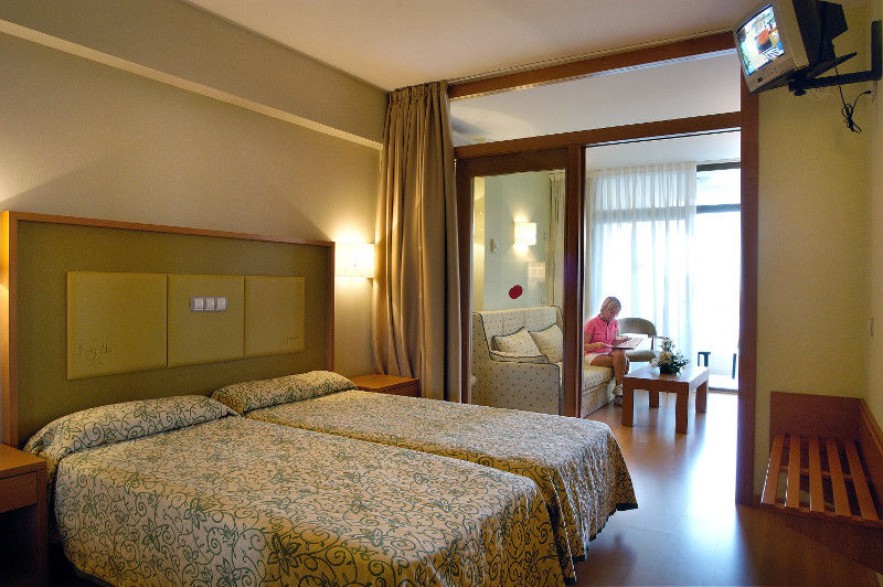 Evenia Olympic Garden Hotel Lloret de Mar Exterior photo