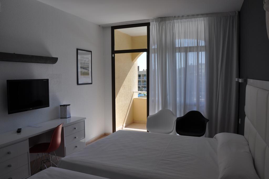 Evenia Olympic Garden Hotel Lloret de Mar Exterior photo